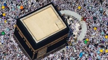 عاجل.. 
                                            بلا شمس ولا مشقة.. حجاجنا يعتمرون بدموع الفرح في رحلة العمر