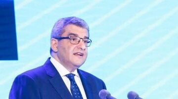 عاجل.. 
                                            سفارة مصر فى برلين تستضيف لقاء وزير الاستثمار مع كبرى الشركات الألمانية