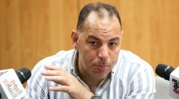 أحمد بلال يؤكد أن الكورة لا تكتمل إلا بالقطبين والأهلي قدم خدمة للزمالك