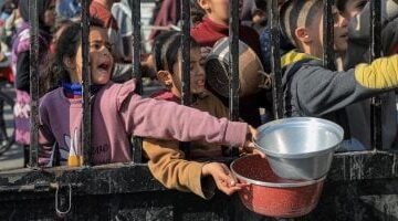عاجل.. 
                                            حماس: الاحتلال يخطط لإقامة معسكرات اعتقال جنوب قطاع غزة تحت غطاء المساعدات