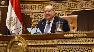 عاجل.. 
                                            رئيس الشيوخ يرفع الجلسة العامة بعد الموافقة على خطة تنمية مصر 2025/26