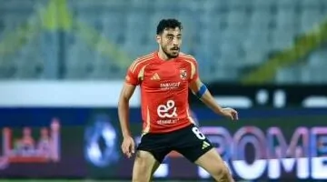 أكرم توفيق يخوض اللقاء الأخير بقميص الأهلى أمام فاركو.. اعرف التفاصيل