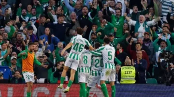 ريال بيتيس وفالنسيا يتقاسمان النقاط مع نهاية الدوري الإسباني