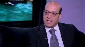 خبير اقتصادي يوضح سبب تراجع سعر الدولار أمام الجنيه
