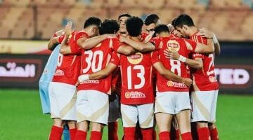 هدايا منحت الأهلى قمة الدورى.. فاركو بدأها والبنك أكملها