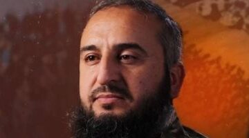 عاجل.. 
                                            وزير الدفاع السورى يعلن دمج كل المجموعات العسكرية تحت مظلة الوزارة