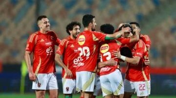 جهاز الأهلي يحذر لاعبيه من قوة فاركو ويذكرهم بدوري “سيد عبد النعيم”