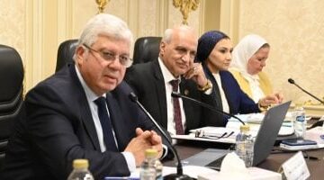عاجل.. 
                                            وزير التعليم العالى: كل دولار يتم وضعه فى البحث العلمى عائده  3 أضعاف للدولة