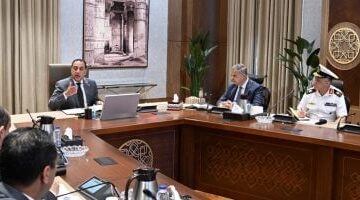 عاجل.. 
                                            رئيس الوزراء يناقش سُبل الاستفادة من الآثار الغارقة بخليج أبي قير