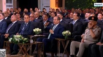 عاجل.. 
                                            الرئيس السيسى: ليه ميتعملش مصنع لإنتاج لبن الأطفال فى مصر؟