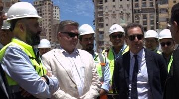 عاجل.. 
                                            السفير الفرنسى يتفقد مشروع مترو إسكندرية لمتابعة نسب التنفيذ