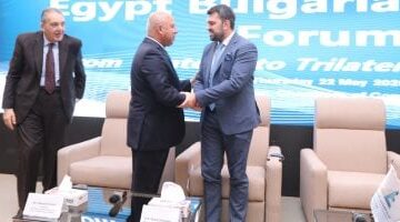 عاجل.. 
                                            كامل الوزير: وزارة النقل تنفذ خطة تطوير للبنية التحتية بـ 2 تريليون جنيه