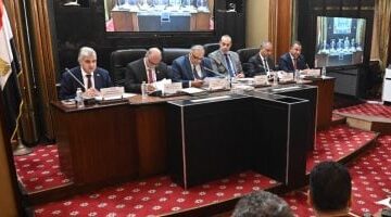 عاجل.. 
                                            “تشريعية النواب” توافق نهائيا على تعديل قانون مجلس النواب وتقسيم الدوائر