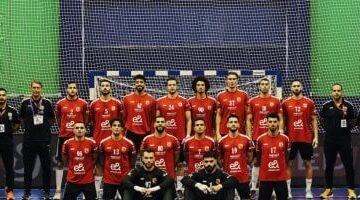 الأهلي يتفوق على الزمالك 31-28 ويتوج بلقب الكؤوس الأفريقية لكرة اليد