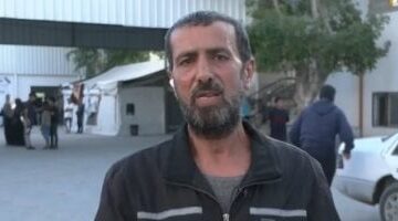 عاجل.. 
                                            فلسطينى يروى كيف استخدمه جنود الاحتلال درعا بشرية فى شمال غزة