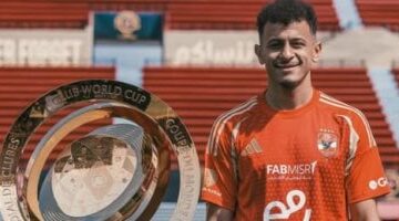 عمر الساعى يعبر عن فرحته: الحمد لله أول بطولة دوري مع الأهلي في أول موسم لي