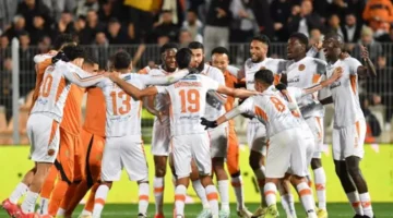 زاحم النجم الساحلي واعتلى الصدارة.. نهضة بركان يهيمن على المشهد في كأس الكونفدرالية