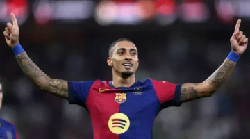 برشلونة يعلن تمديد عقد البرازيلي رافينيا لموسم إضافي