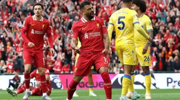 لا شيء يعكر حفل التتويج وصلاح يتألق لإنقاذ ليفربول أمام كريستال بالاس
