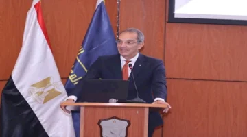 اخر تحديث.. وزير الاتصالات: بناء القدرات الرقمية لأكثر من 30 ألف سيدة بمختلف المحافظات عبر مبادرة “قدوة. تك”