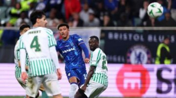 تشيلسي يظفر بلقب دوري المؤتمر الأوروبي بفوز مثير على ريال بيتيس