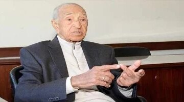 الحزن يخيم على الوسط الرياضي الأهلي ينعى وفاة الإذاعي الكبير