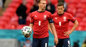 الكل بيستنى القرار التشيكي داريدا يعود من الاعتزال الدولي لمساعدة.webp