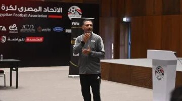 بمشاركة كبار القارة تامر دري يحاضر في معسكر حكام النخبة