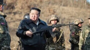 تأهب نووي زعيم كوريا الشمالية يعلن جاهزية قواته خلال عرض