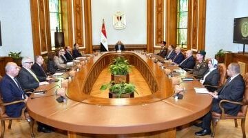 توجيهات رئاسية السيسي يجتمع بمجلس أمناء الأكاديمية الوطنية لتدريب وتأهيل