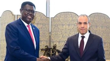 رسميًا وزير الخارجية يؤكد لنظيره الجنوب سوداني أهمية تعزيز التعاون