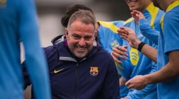 قبل مواجهة أتلتيكو مدريد احتفال خاص من برشلونة بعيد ميلاد